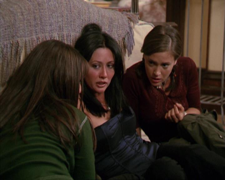 Charmed-Online-dot-net_209MsHellfire0124.jpg
