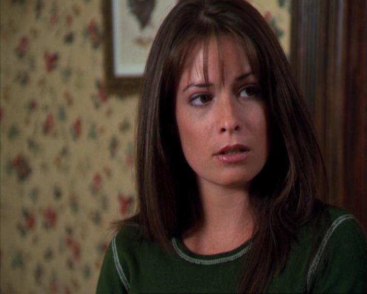 Charmed-Online-dot-net_209MsHellfire0305.jpg
