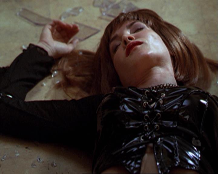 Charmed-Online-dot-net_209MsHellfire0355.jpg