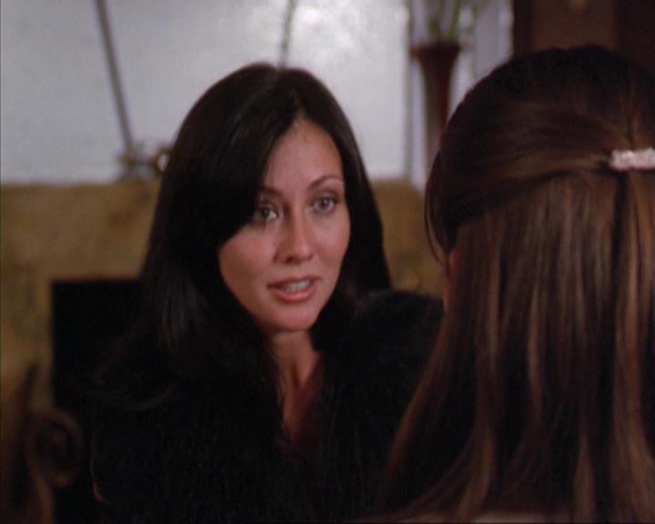 Charmed-Online-dot-net_209MsHellfire0817.jpg