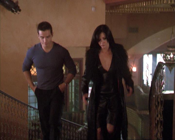 Charmed-Online-dot-net_209MsHellfire0943.jpg