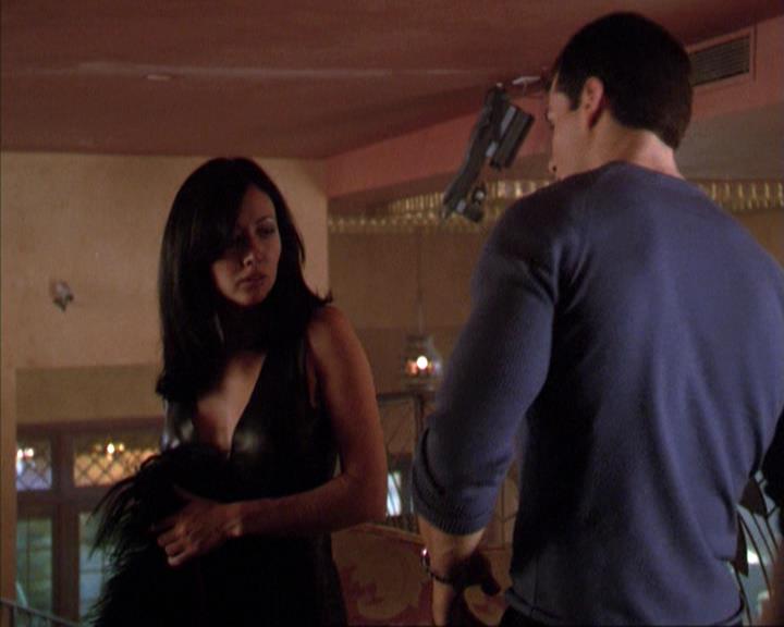 Charmed-Online-dot-net_209MsHellfire1065.jpg