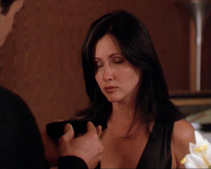 Charmed-Online-dot-net_209MsHellfire1320.jpg
