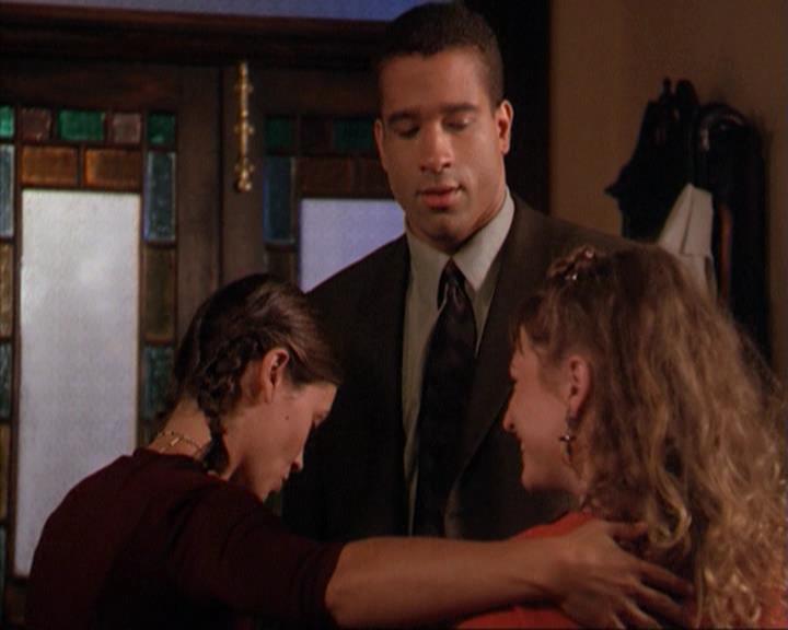 Charmed-Online-dot-net_209MsHellfire1976.jpg