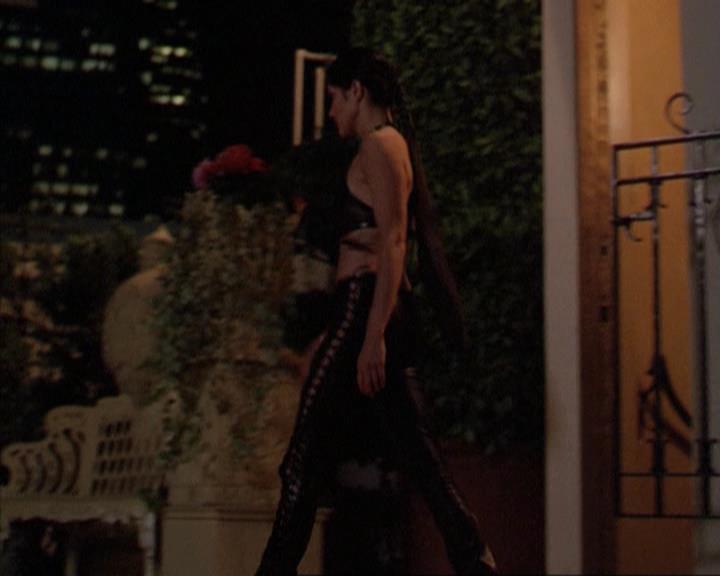Charmed-Online-dot-net_209MsHellfire2038.jpg