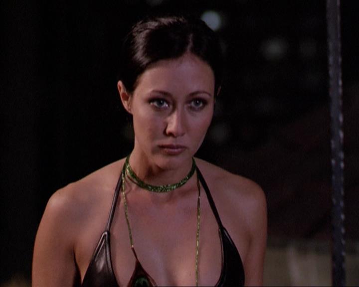 Charmed-Online-dot-net_209MsHellfire2075.jpg