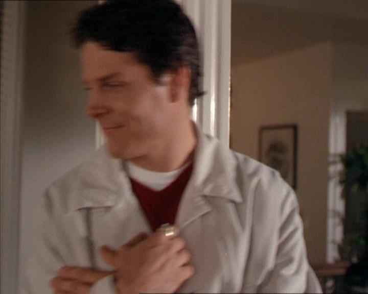 Charmed-Online-dot-210HeartbreakCity0026.jpg