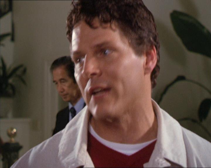 Charmed-Online-dot-210HeartbreakCity0060.jpg