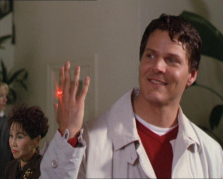 Charmed-Online-dot-210HeartbreakCity0068.jpg