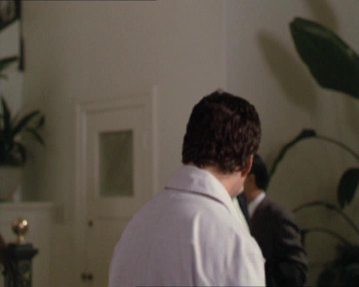 Charmed-Online-dot-210HeartbreakCity0070.jpg