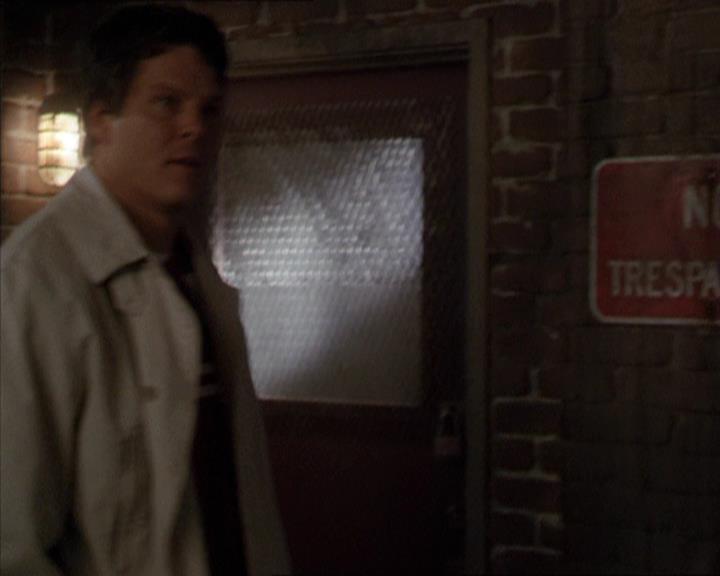 Charmed-Online-dot-210HeartbreakCity0086.jpg