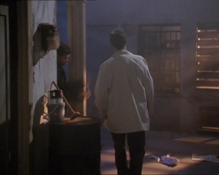Charmed-Online-dot-210HeartbreakCity0088.jpg