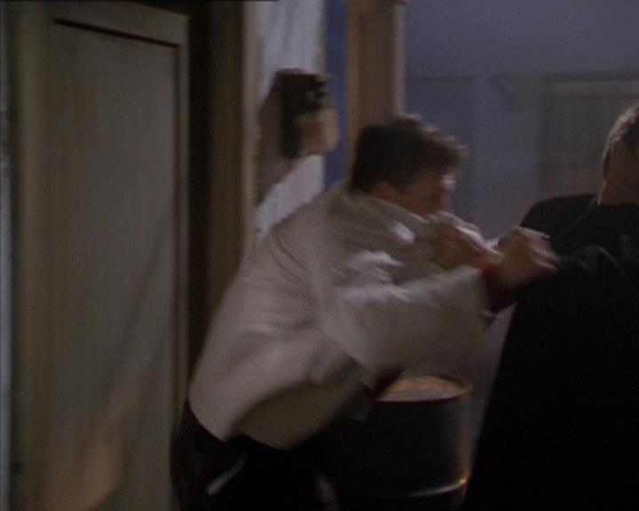 Charmed-Online-dot-210HeartbreakCity0101.jpg