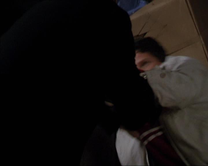 Charmed-Online-dot-210HeartbreakCity0108.jpg
