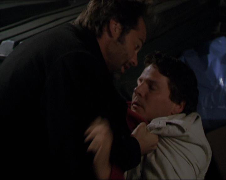 Charmed-Online-dot-210HeartbreakCity0116.jpg