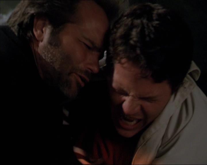 Charmed-Online-dot-210HeartbreakCity0121.jpg