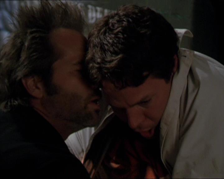 Charmed-Online-dot-210HeartbreakCity0131.jpg