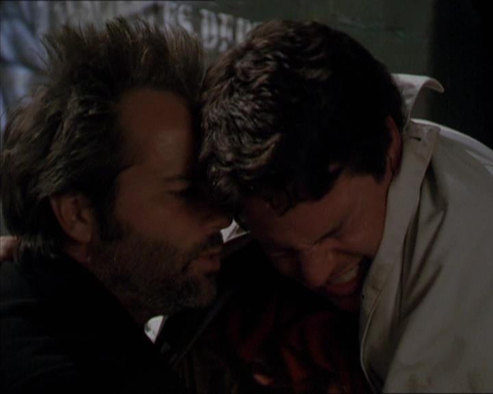 Charmed-Online-dot-210HeartbreakCity0135.jpg
