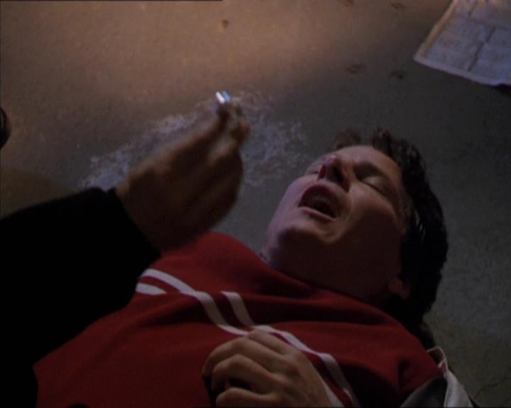 Charmed-Online-dot-210HeartbreakCity0148.jpg