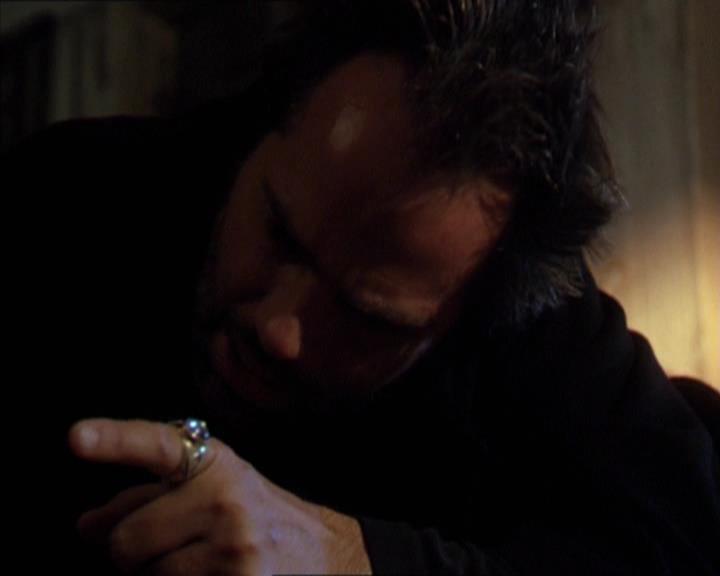 Charmed-Online-dot-210HeartbreakCity0154.jpg
