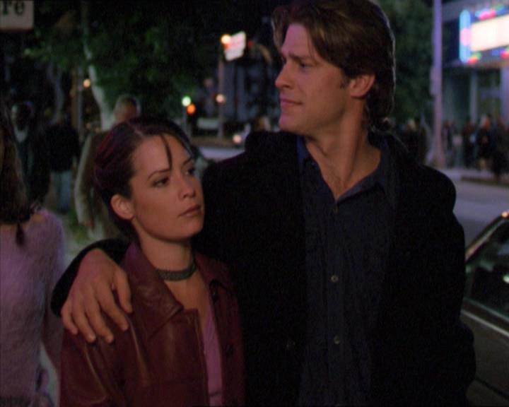 Charmed-Online-dot-210HeartbreakCity0194.jpg