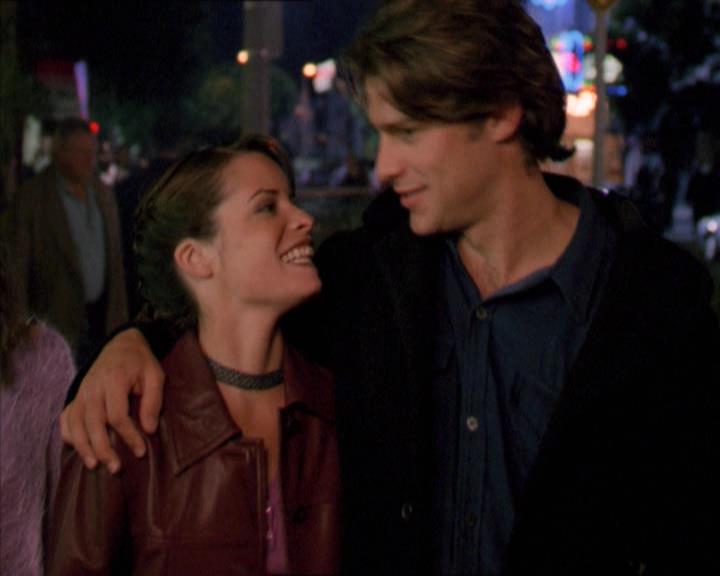 Charmed-Online-dot-210HeartbreakCity0212.jpg
