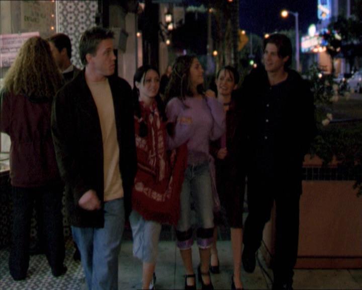 Charmed-Online-dot-210HeartbreakCity0233.jpg