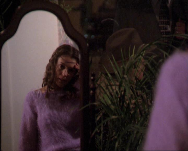 Charmed-Online-dot-210HeartbreakCity0271.jpg