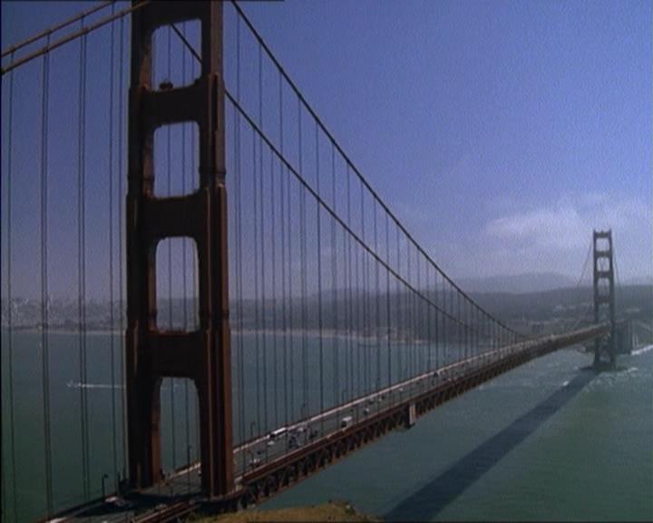 Charmed-Online-dot-210HeartbreakCity0346.jpg