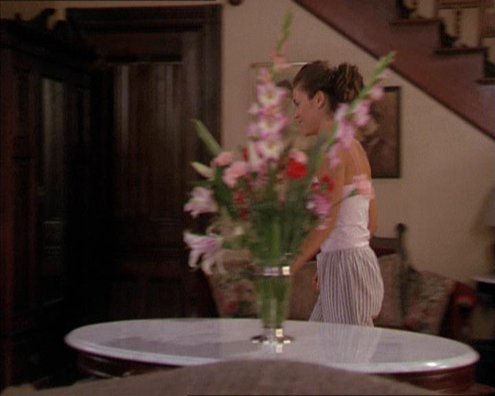 Charmed-Online-dot-210HeartbreakCity0401.jpg