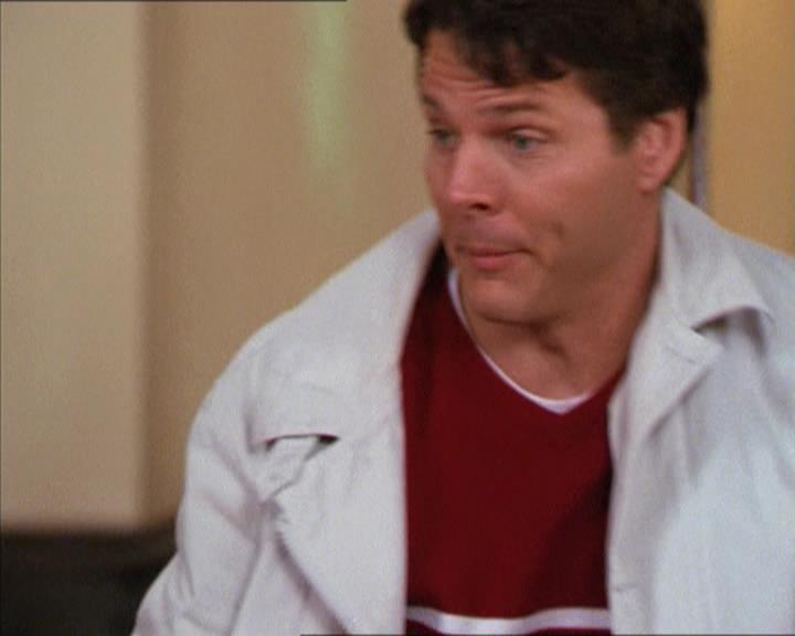 Charmed-Online-dot-210HeartbreakCity0453.jpg