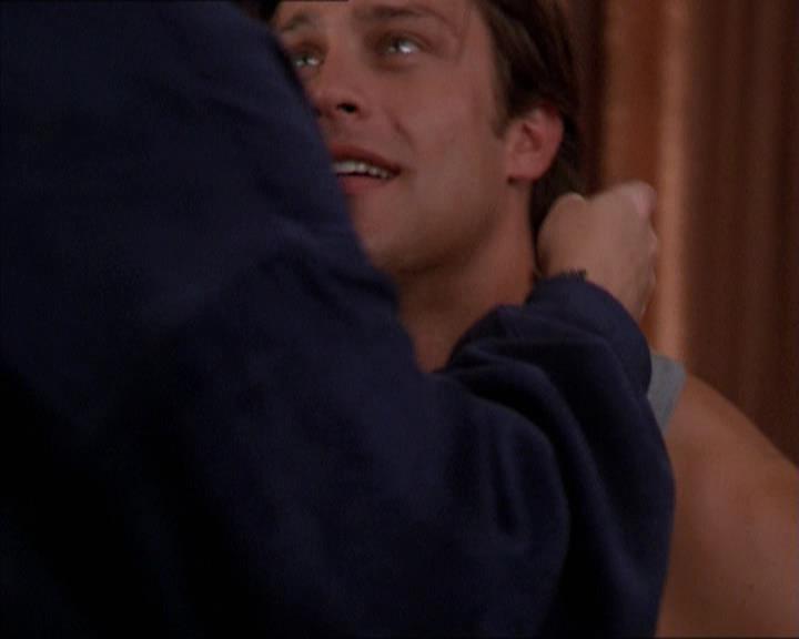Charmed-Online-dot-210HeartbreakCity0503.jpg