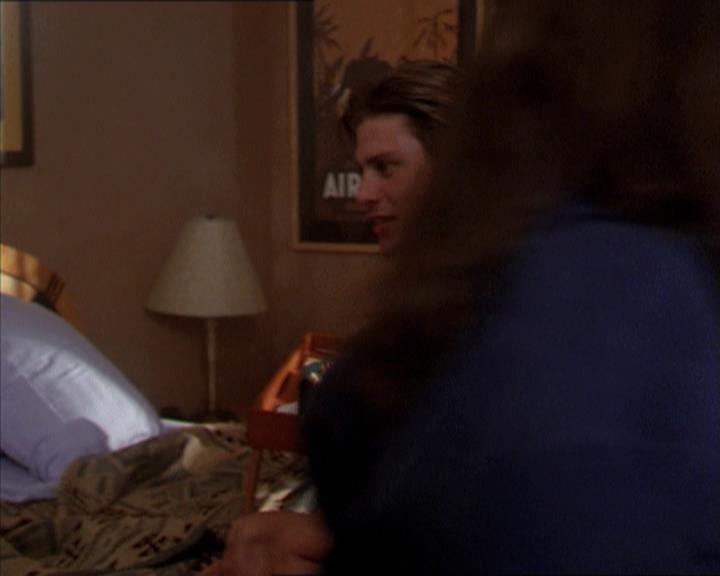 Charmed-Online-dot-210HeartbreakCity0577.jpg Charmed-Online-dot-210HeartbreakCity0577.jpg