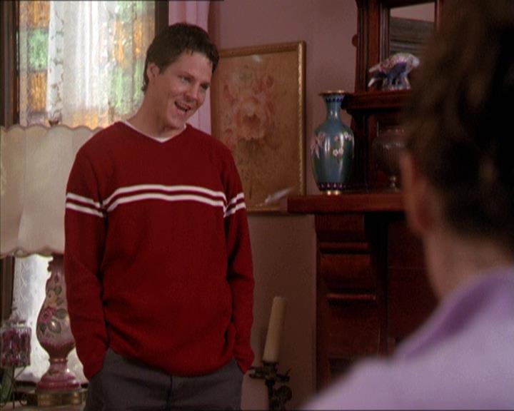 Charmed-Online-dot-210HeartbreakCity0624.jpg