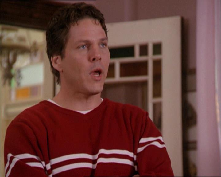 Charmed-Online-dot-210HeartbreakCity0640.jpg