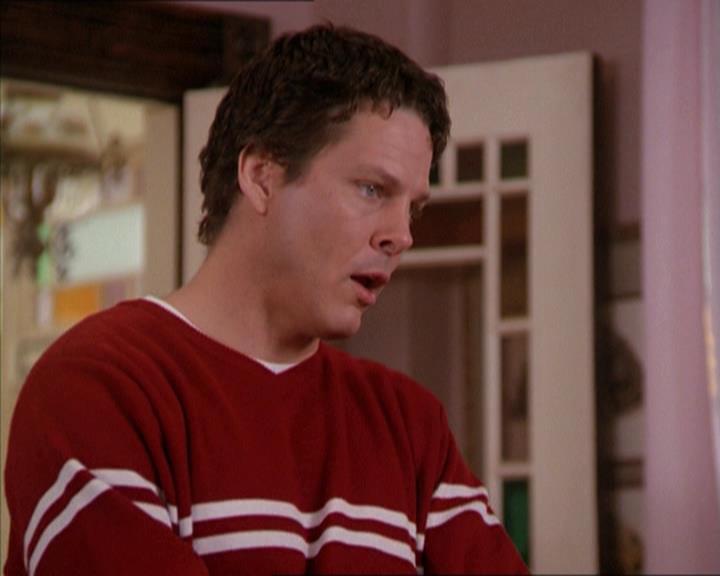 Charmed-Online-dot-210HeartbreakCity0641.jpg
