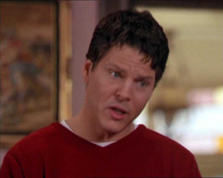 Charmed-Online-dot-210HeartbreakCity0644.jpg