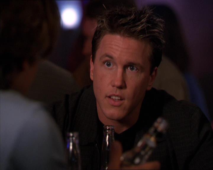 Charmed-Online-dot-210HeartbreakCity1439.jpg