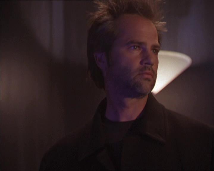 Charmed-Online-dot-210HeartbreakCity1445.jpg