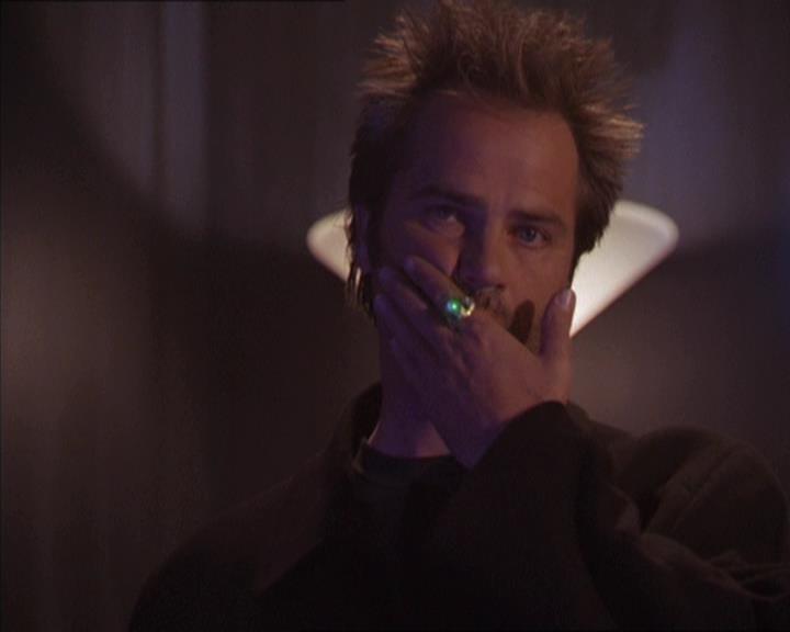 Charmed-Online-dot-210HeartbreakCity1453.jpg