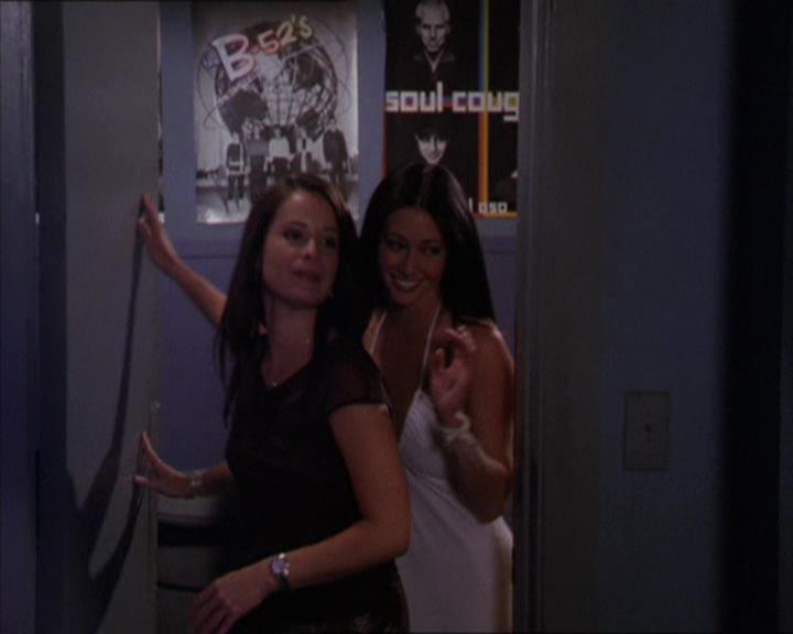 Charmed-Online-dot-210HeartbreakCity1464.jpg