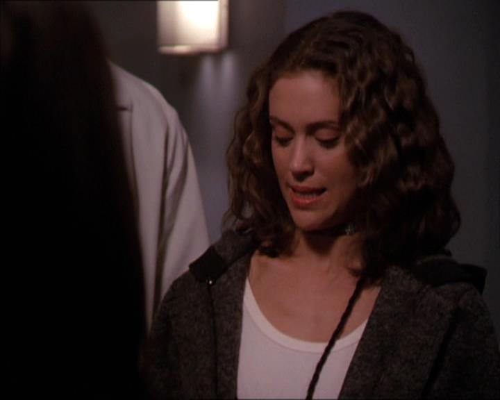 Charmed-Online-dot-210HeartbreakCity1483.jpg