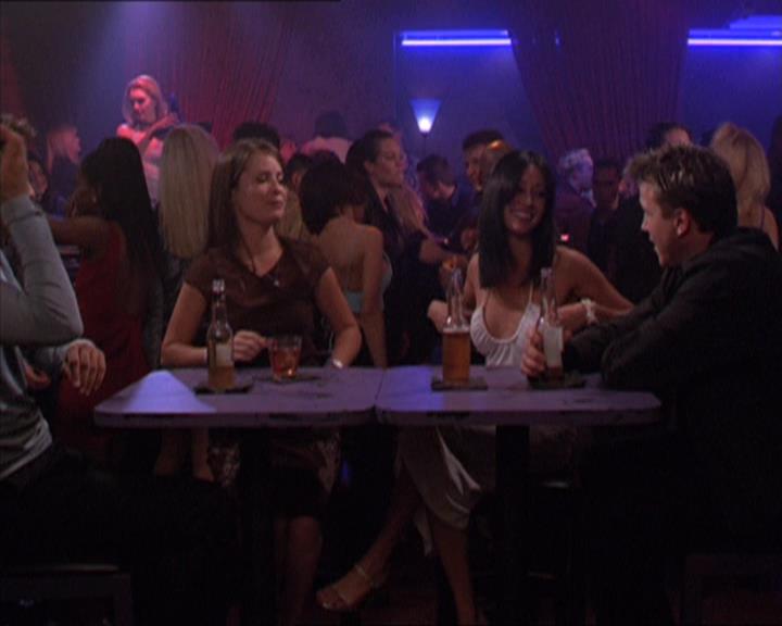 Charmed-Online-dot-210HeartbreakCity1512.jpg