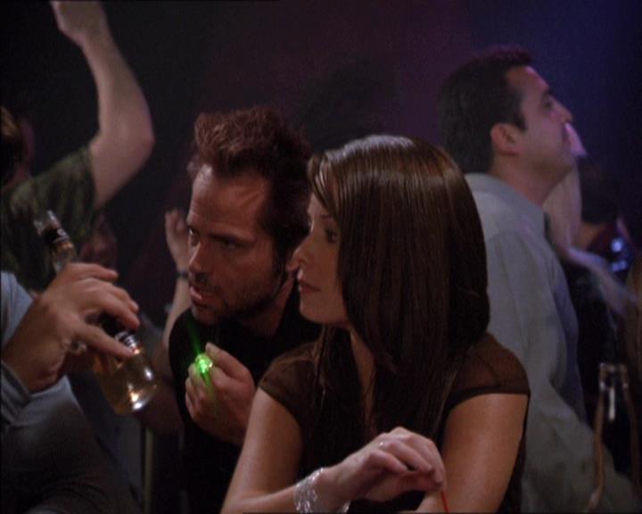 Charmed-Online-dot-210HeartbreakCity1522.jpg
