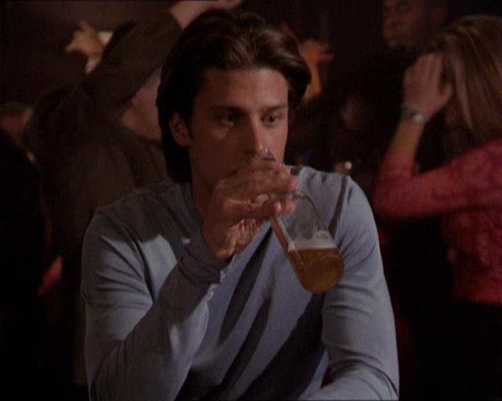 Charmed-Online-dot-210HeartbreakCity1525.jpg