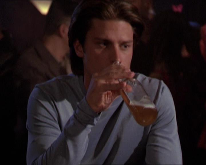 Charmed-Online-dot-210HeartbreakCity1530.jpg