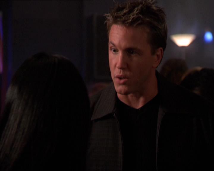 Charmed-Online-dot-210HeartbreakCity1610.jpg