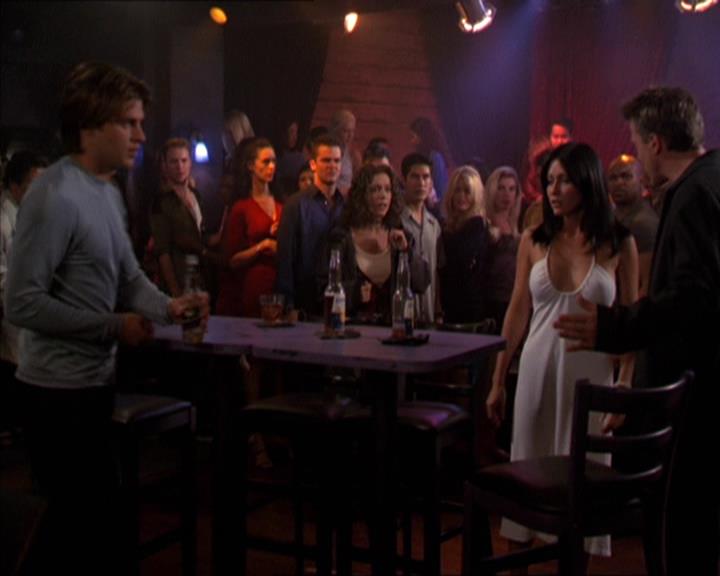 Charmed-Online-dot-210HeartbreakCity1614.jpg