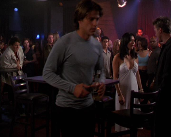 Charmed-Online-dot-210HeartbreakCity1615.jpg