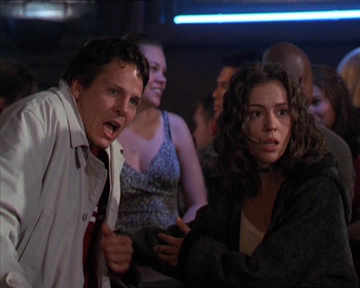 Charmed-Online-dot-210HeartbreakCity1632.jpg